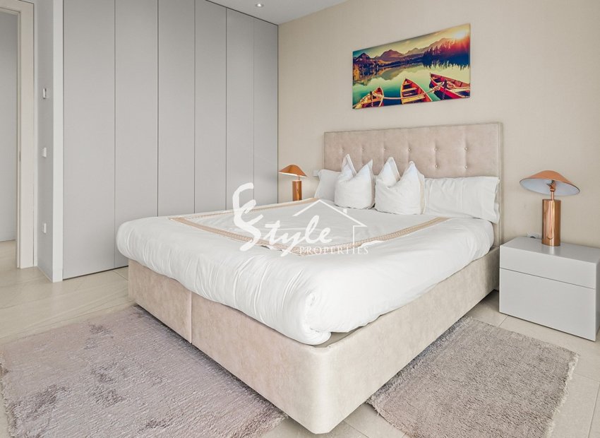 Resale - Villa - Las Colinas Golf