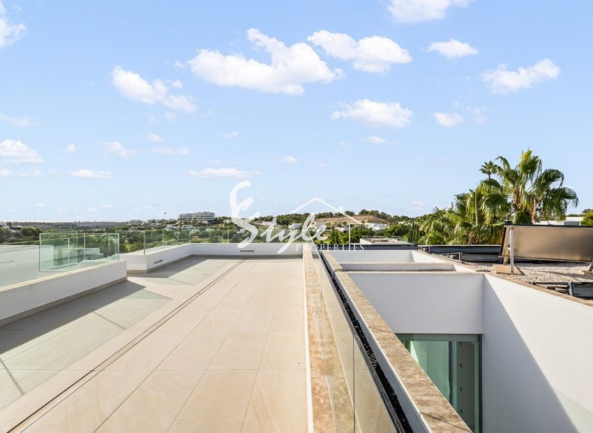 Resale - Villa - Las Colinas Golf