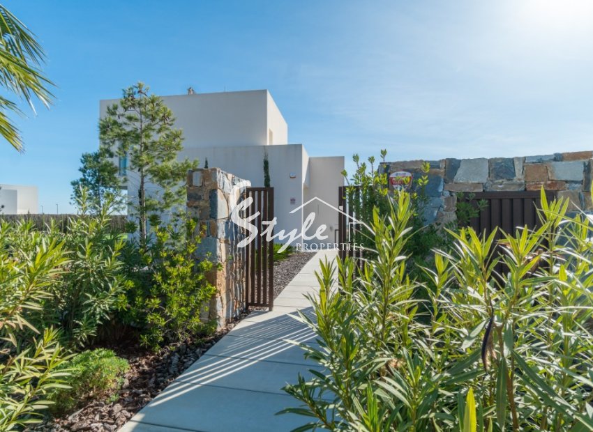 Resale - Villa - Las Colinas Golf