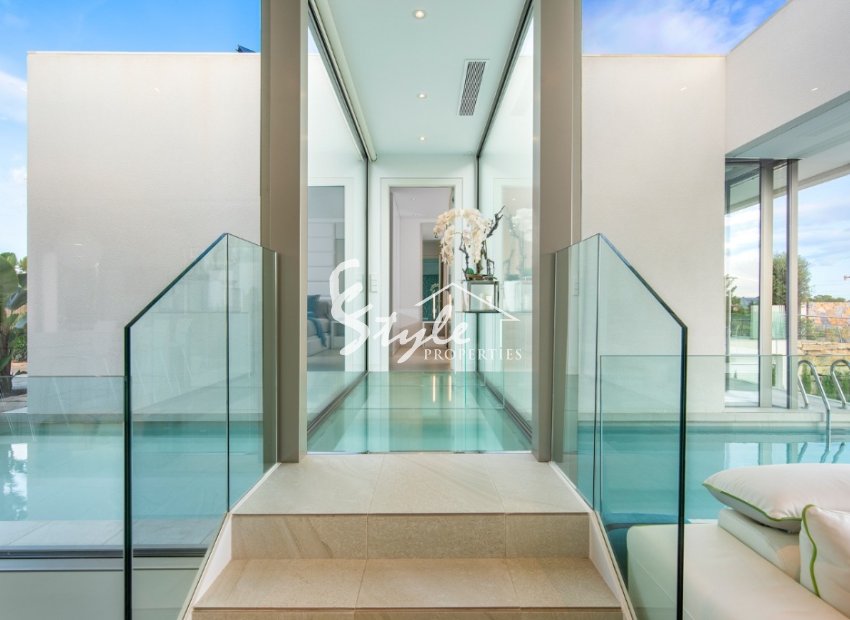 Resale - Villa - Las Colinas - Las Colinas Golf