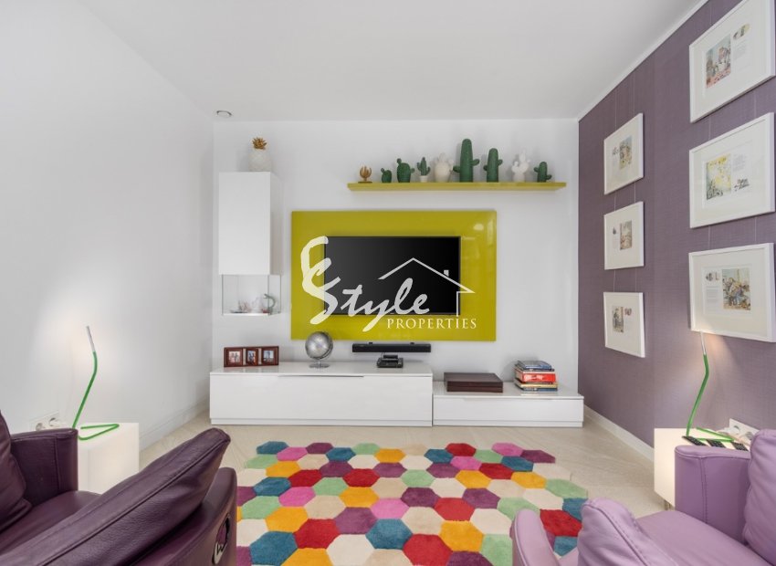 Resale - Villa - Las Colinas - Las Colinas Golf