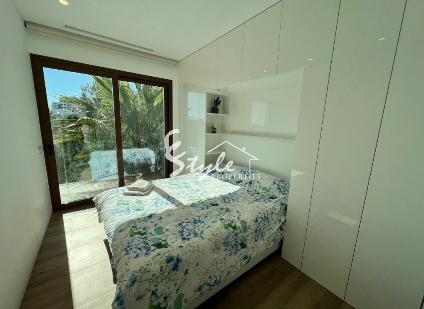 Resale - Villa - Las Colinas - Las Colinas Golf