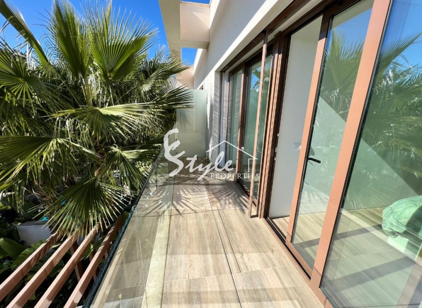 Resale - Villa - Las Colinas - Las Colinas Golf