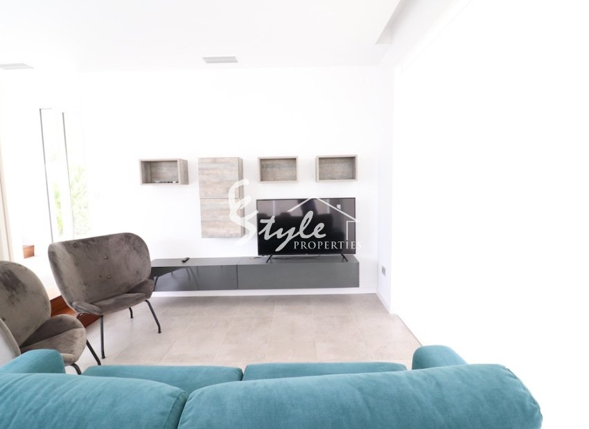 Resale - Villa - Las Colinas - Las Colinas Golf