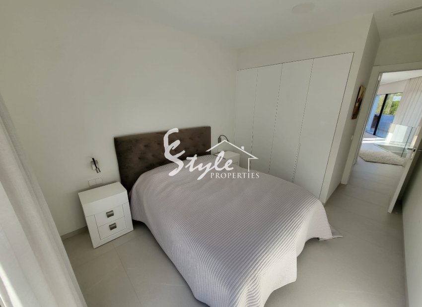 Resale - Villa - Las Colinas - Las Colinas Golf