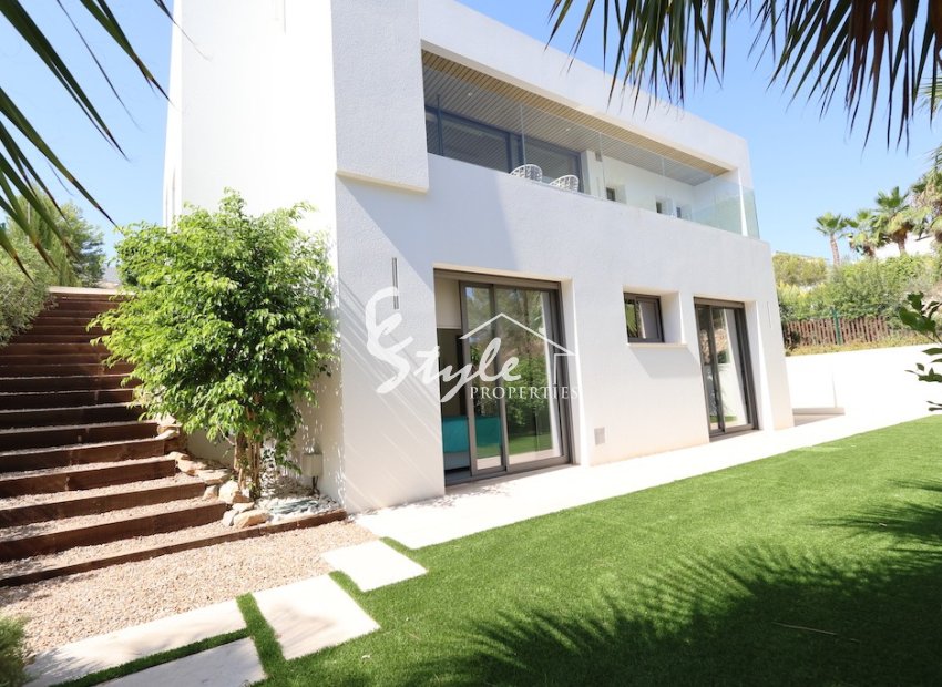 Resale - Villa - Las Colinas - Las Colinas Golf