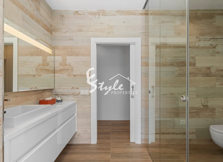 Resale - Villa - Las Colinas - Las Colinas Golf