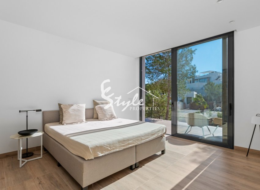 Resale - Villa - Las Colinas - Las Colinas Golf