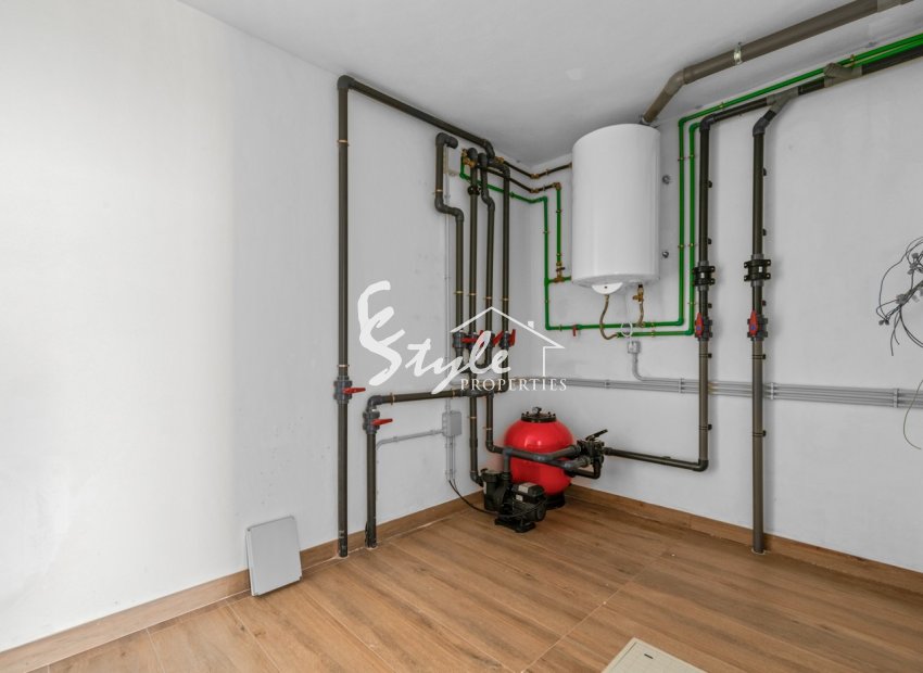 Resale - Villa - Las Colinas - Las Colinas Golf