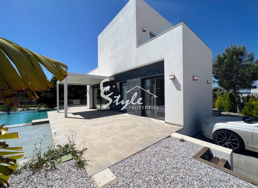Resale - Villa - Las Colinas - Las Colinas Golf