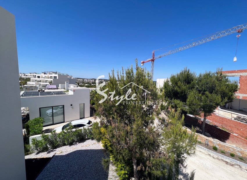 Resale - Villa - Las Colinas - Las Colinas Golf