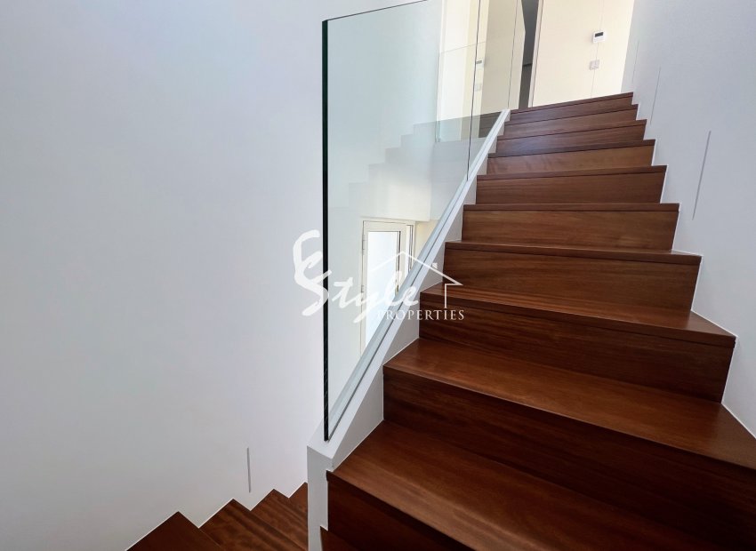 Resale - Villa - Las Colinas - Las Colinas Golf