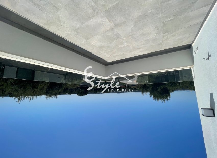 Resale - Villa - Las Colinas - Las Colinas Golf