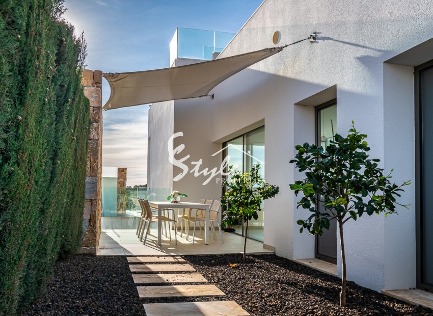 Resale - Villa - Las Colinas - Las Colinas Golf