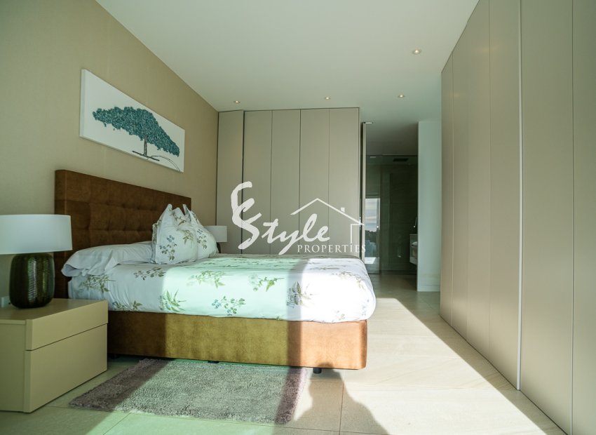 Resale - Villa - Las Colinas - Las Colinas Golf