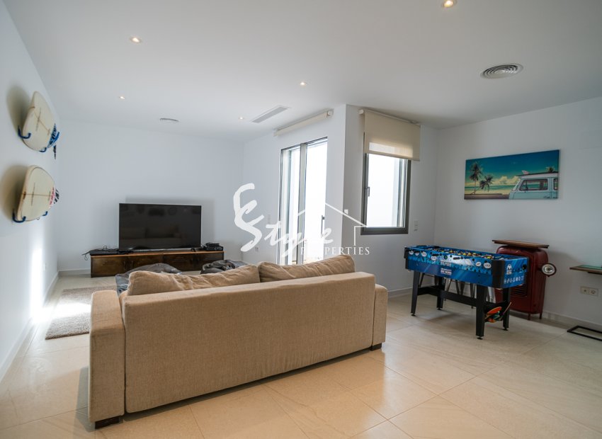 Resale - Villa - Las Colinas - Las Colinas Golf