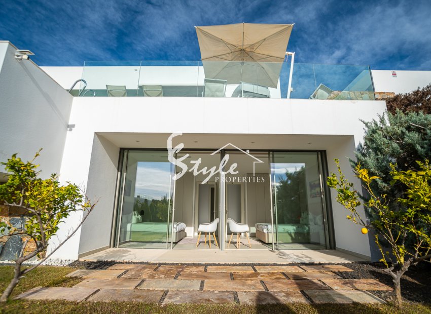 Resale - Villa - Las Colinas - Las Colinas Golf