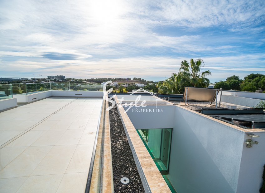 Resale - Villa - Las Colinas - Las Colinas Golf