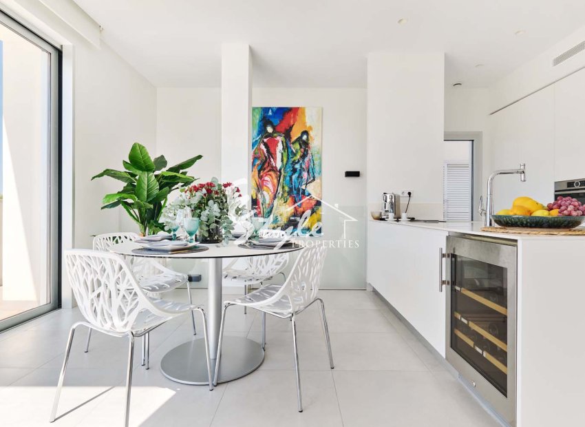 Resale - Villa - Las Colinas - Las Colinas Golf