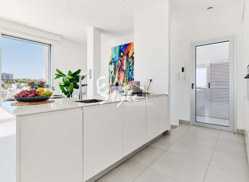 Resale - Villa - Las Colinas - Las Colinas Golf