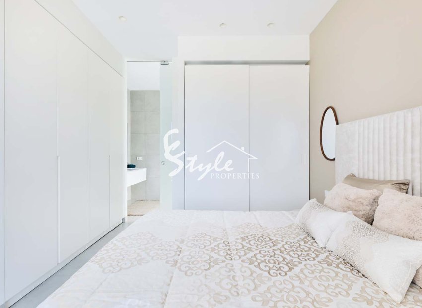 Resale - Villa - Las Colinas - Las Colinas Golf