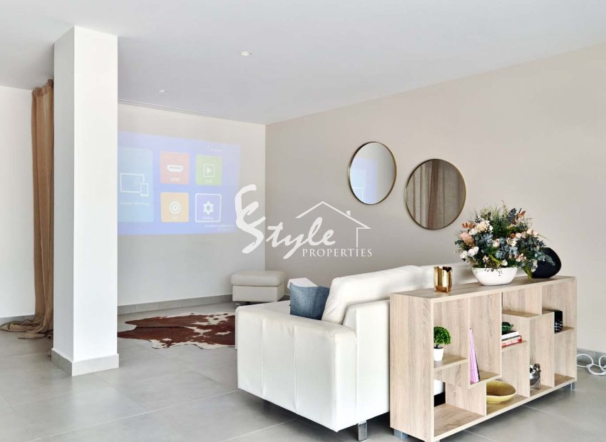 Resale - Villa - Las Colinas - Las Colinas Golf