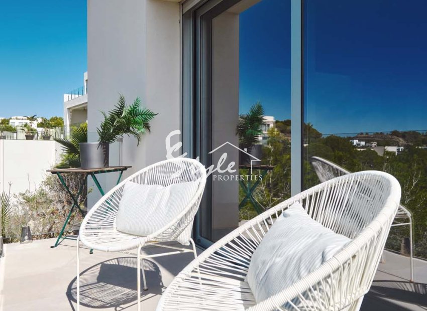 Resale - Villa - Las Colinas - Las Colinas Golf