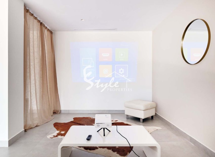 Resale - Villa - Las Colinas - Las Colinas Golf