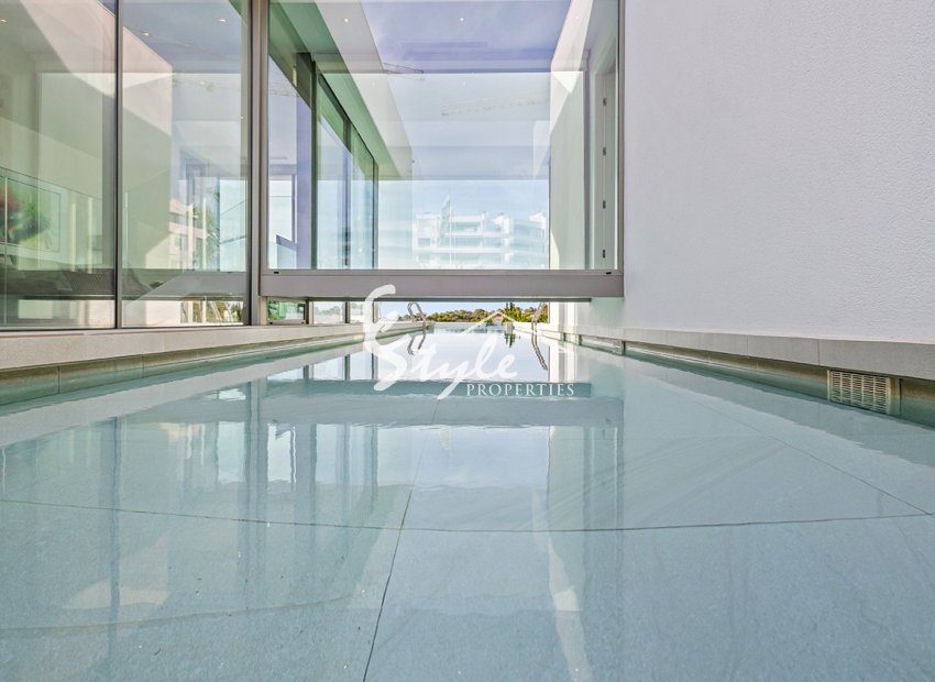 Resale - Villa - Las Colinas - Las Colinas Golf