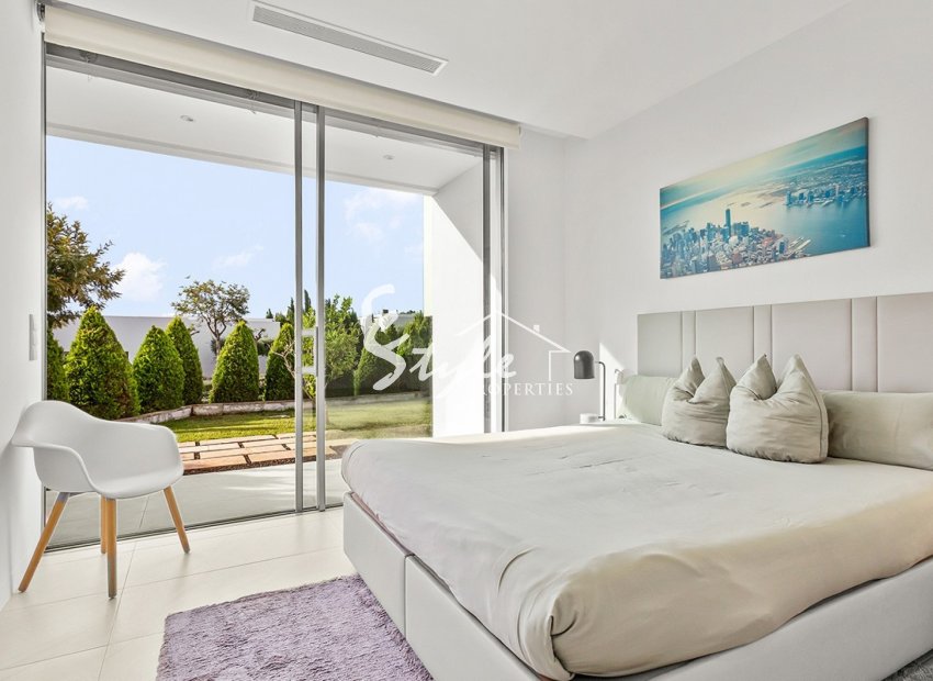 Resale - Villa - Las Colinas - Las Colinas Golf