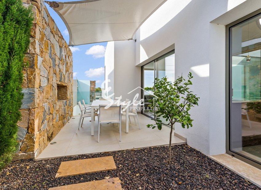 Resale - Villa - Las Colinas - Las Colinas Golf