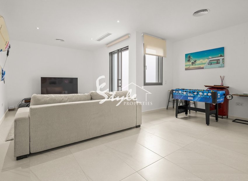 Resale - Villa - Las Colinas - Las Colinas Golf