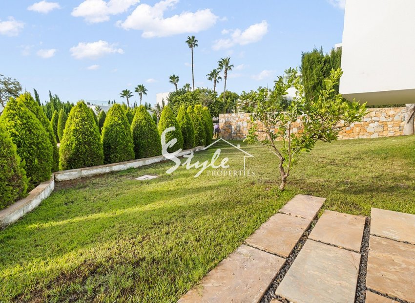 Resale - Villa - Las Colinas - Las Colinas Golf