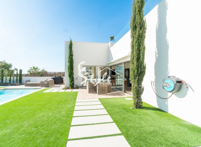 Resale - Villa - Las Colinas - Las Colinas Golf