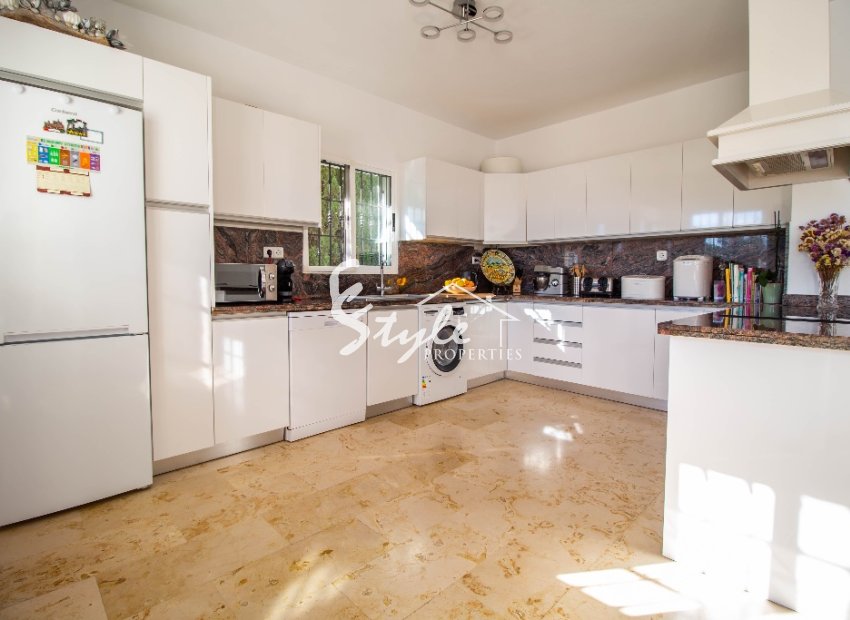 Resale - Villa - Las Ramblas Golf - Las Ramblas