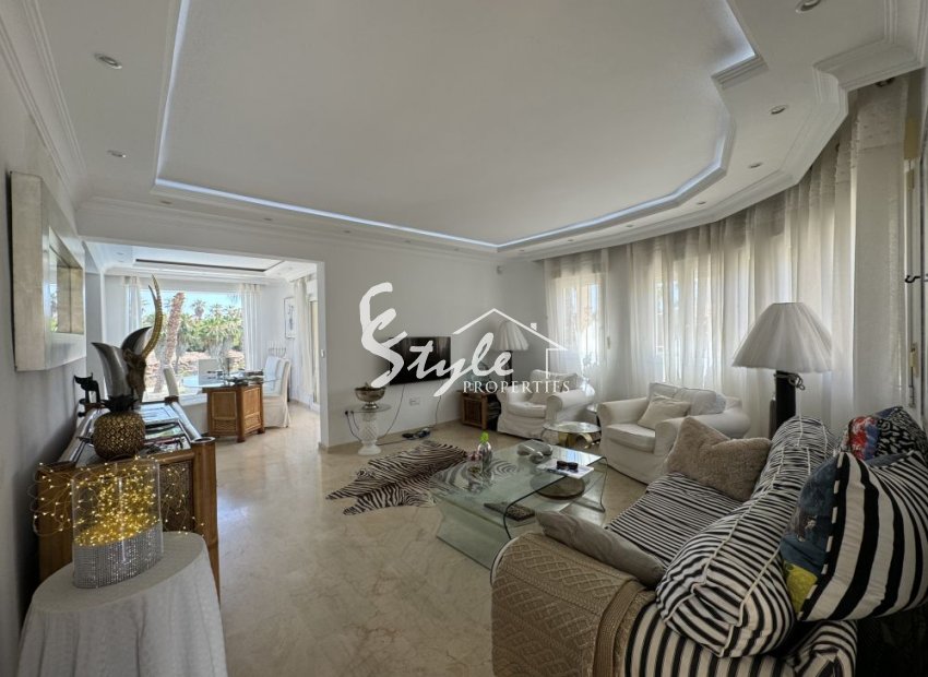 Resale - Villa - Las Ramblas Golf - Las Ramblas