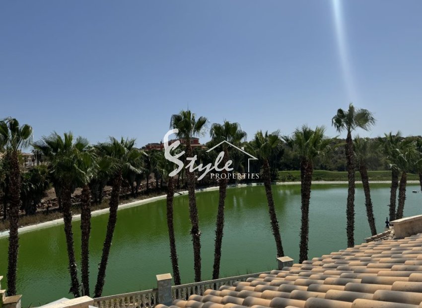 Resale - Villa - Las Ramblas Golf - Las Ramblas