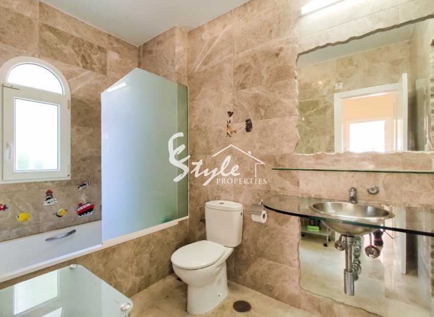 Resale - Villa - Las Ramblas Golf - Las Ramblas