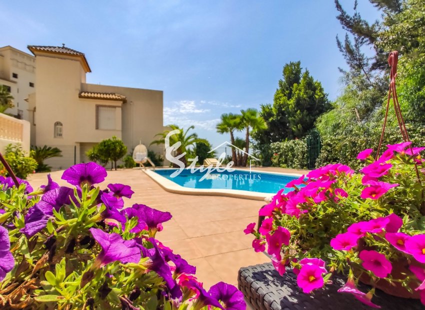 Resale - Villa - Las Ramblas Golf - Las Ramblas