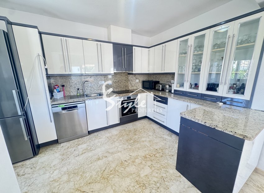 Resale - Villa - Las Ramblas Golf - Las Ramblas