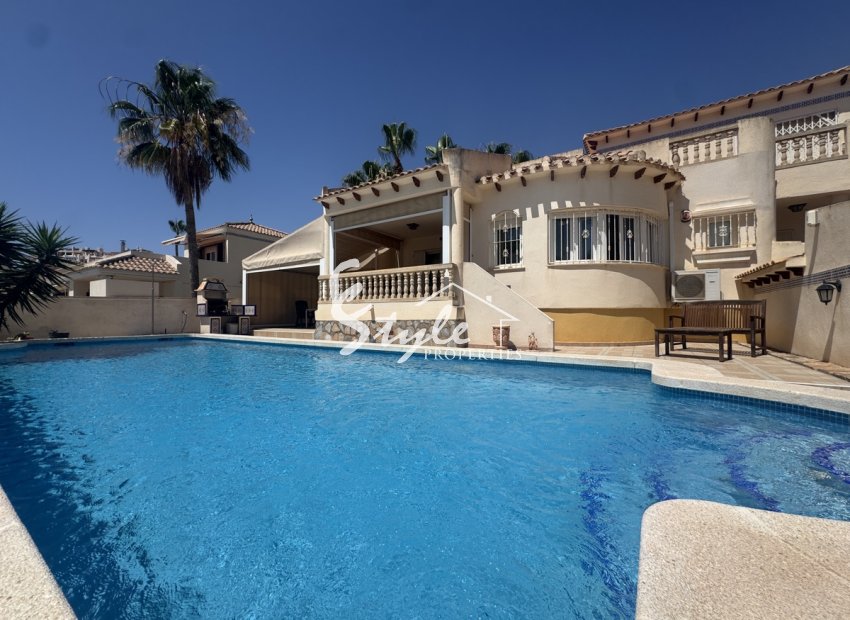 Resale - Villa - Las Ramblas Golf - Las Ramblas
