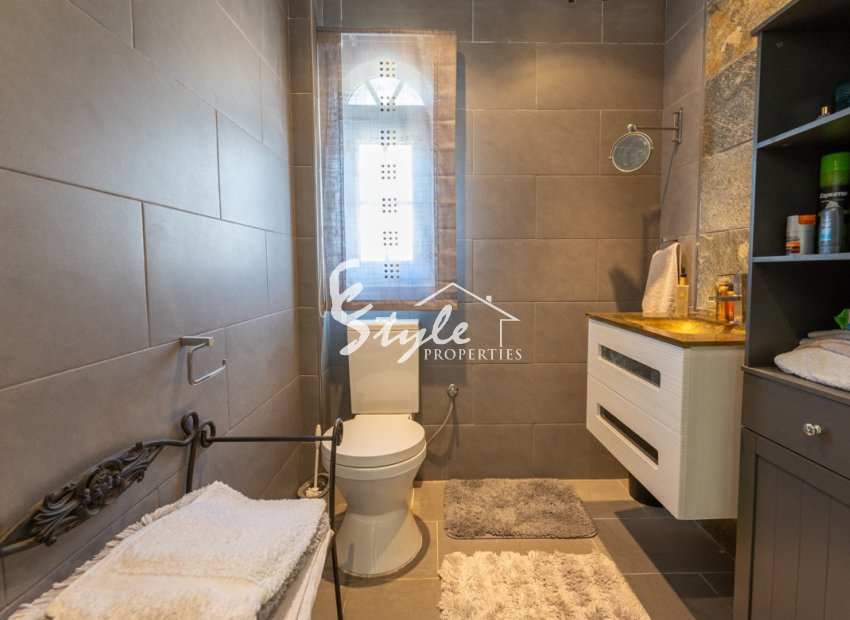 Resale - Villa - Las Ramblas Golf - Las Ramblas