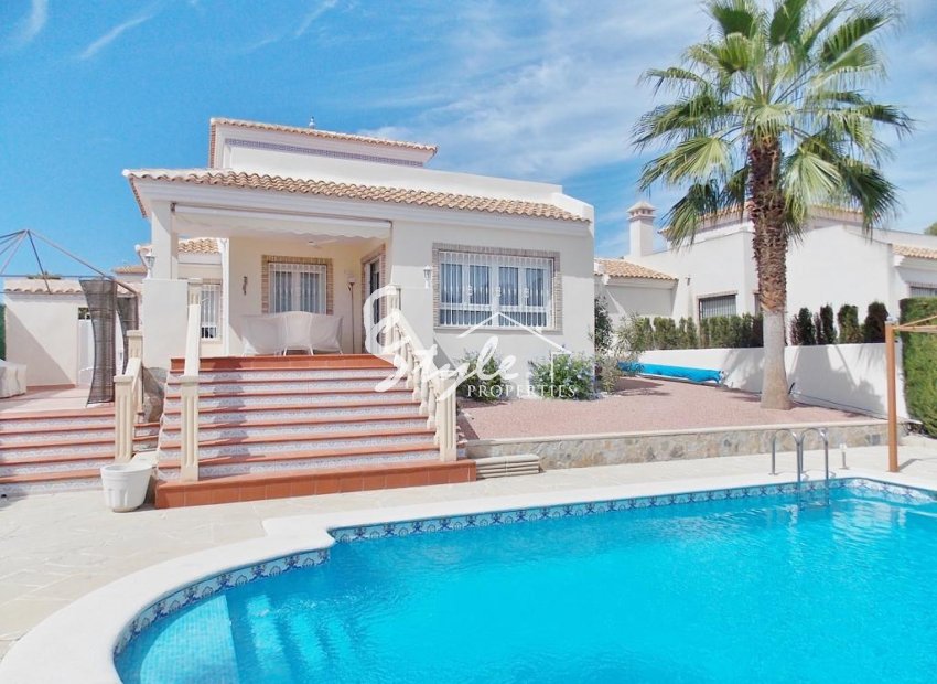 Resale - Villa - Las Ramblas Golf - Las Ramblas