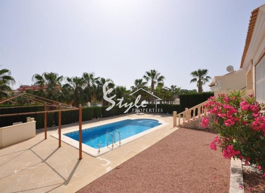 Resale - Villa - Las Ramblas Golf - Las Ramblas