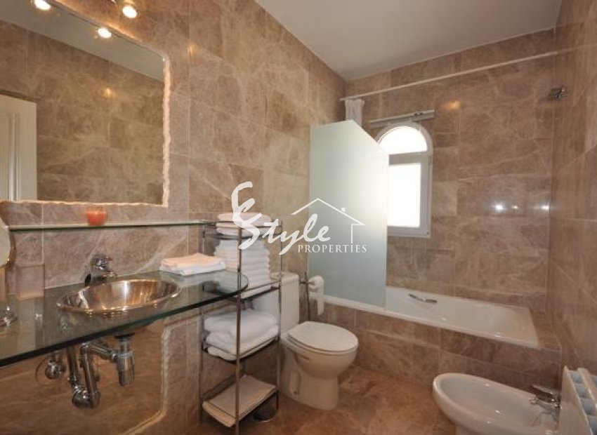 Resale - Villa - Las Ramblas Golf - Las Ramblas