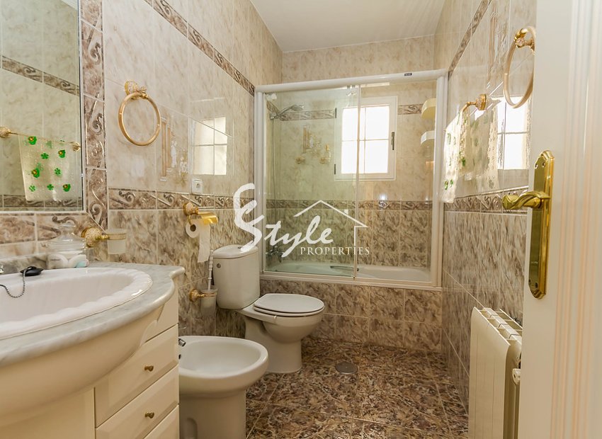 Resale - Villa - Las Ramblas Golf - Las Ramblas