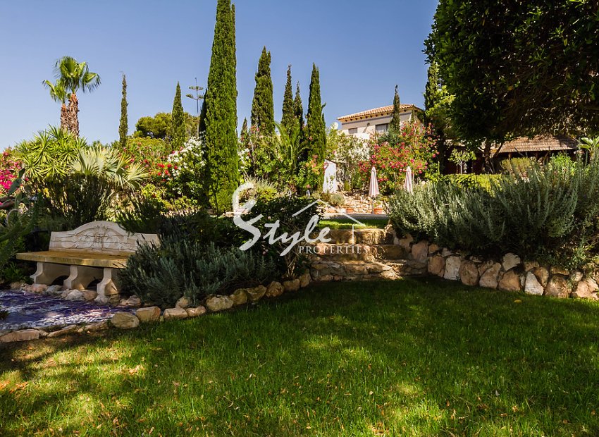 Resale - Villa - Las Ramblas Golf - Las Ramblas