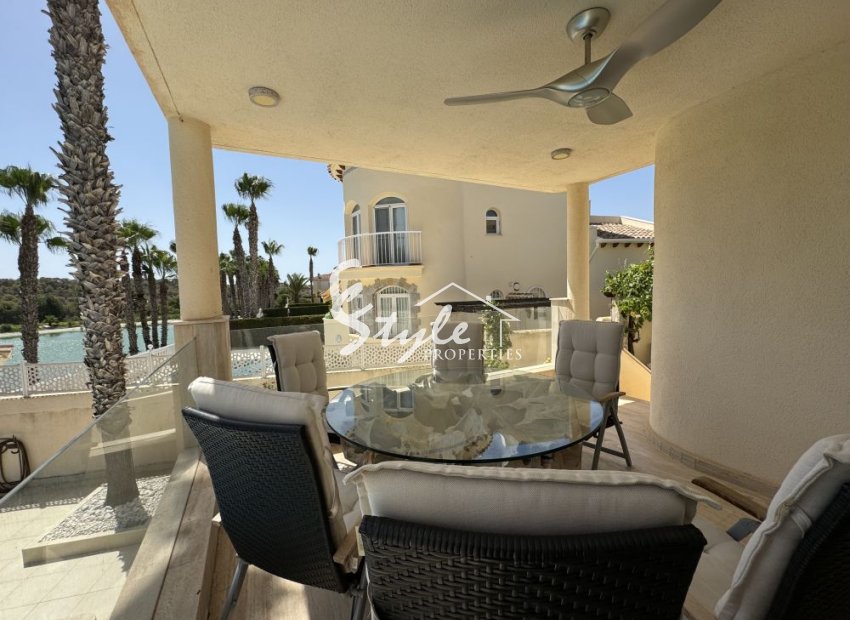 Resale - Villa - Las Ramblas