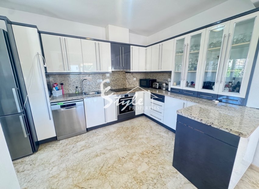 Resale - Villa - Las Ramblas