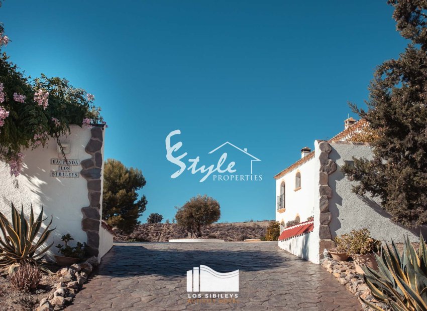 Resale - Villa - Lorca